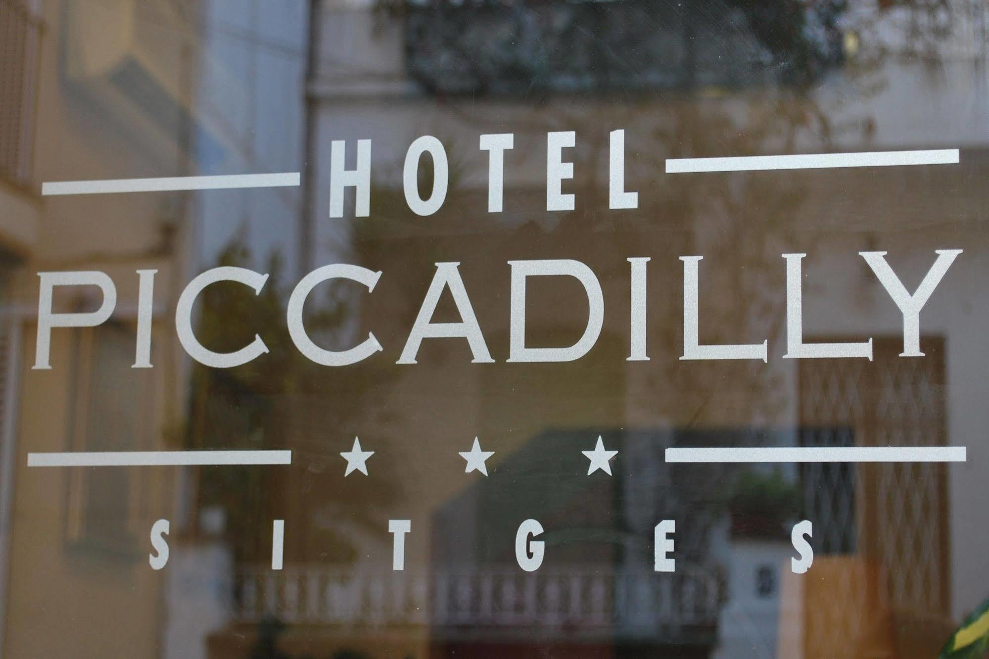 Hotel Piccadilly Ситжес Екстериор снимка