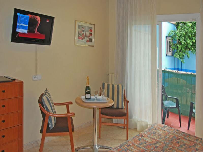 Hotel Piccadilly Ситжес Екстериор снимка
